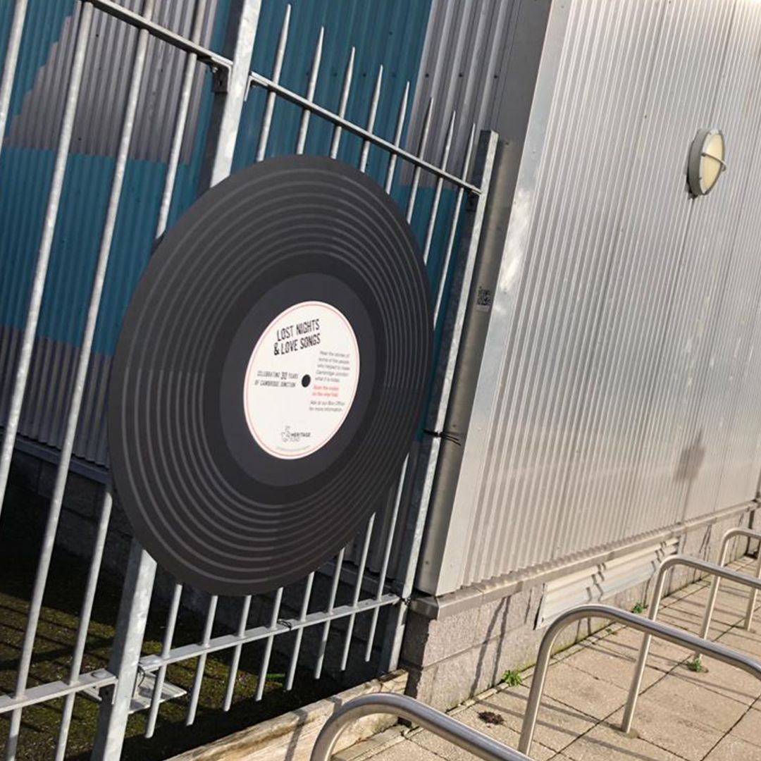 Footprint_SG's tweet photo. New vinyls installed for @cambridgejunction 👀
#vinyl #vinyls #vinylrecords #graphics #sign #signage #floorgraphic #cambridgejunction #cambridge #music #musicvenue #footprintsigns #footprintsignsandgraphics https://t.co/1q2AKgIelZ