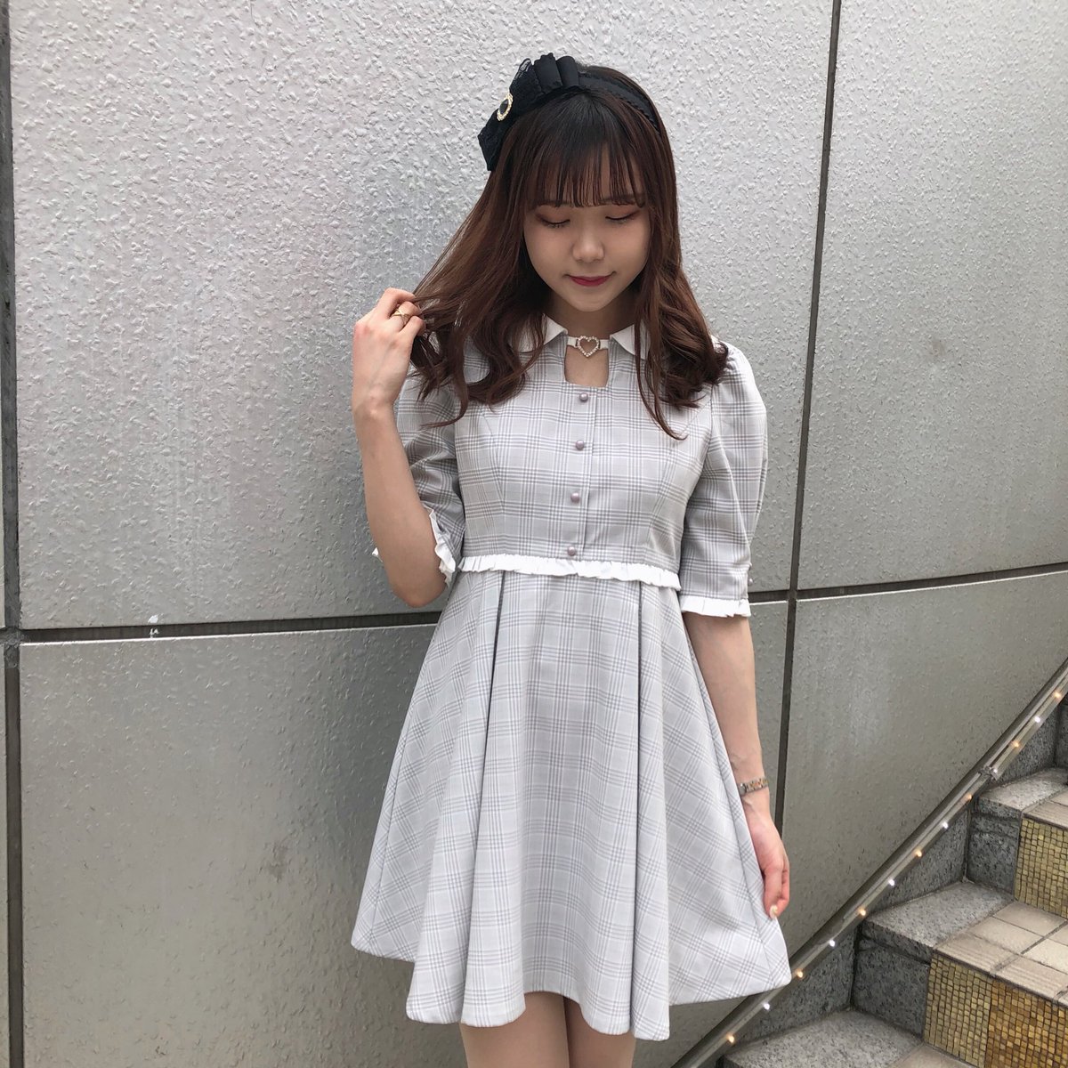 Rojita New Arrival ハートリングホワイトカラーワンピース 7900 Tax 5530 Tax グレー ベージュ ピンク ブラック デコルテ部分のハートリングが目を惹くワンピース ハイウエストなので脚長効果も抜群な1枚です Rojita ロジータ