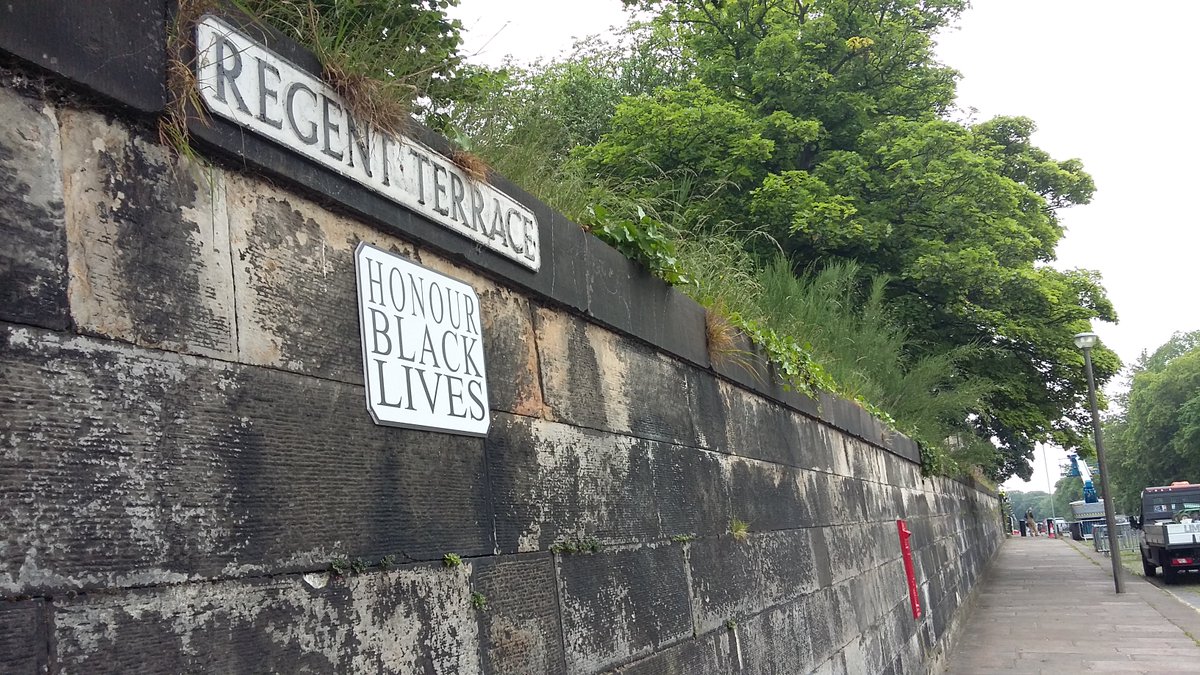 EmancipationSt1's tweet photo. Regent Terrace, where the US Consulate stands in Edinburgh needs a new name too!
#BlackLivesMatter
 #BlackLivesMattters #emancipationstreet #HonourBlackLives #ScotlandIsNotInnocent #Solidarity #BlackLivesMatterUK https://t.co/7V3boranJt