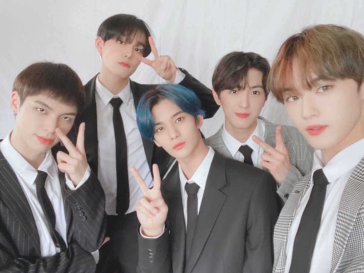 CIX_Official tweet media