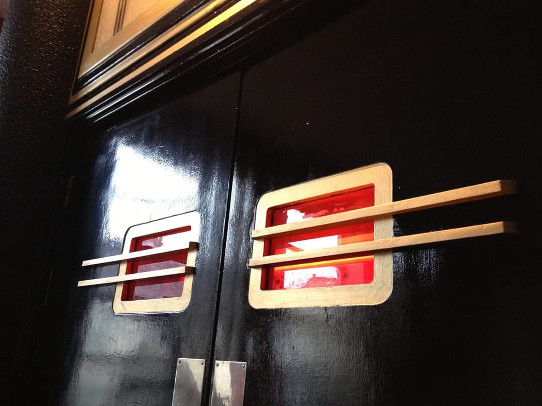 Calonlive's tweet photo. Today's post showcasing some of our lovely doorways including the main entrance and two of our internal doors which cannot wait to welcome people again! #savetheoldllanelliodeon #llanelli #odeon #cinema #artdeco #restoration #artdecocinema #artdecodesign https://t.co/NAheNdBdE6