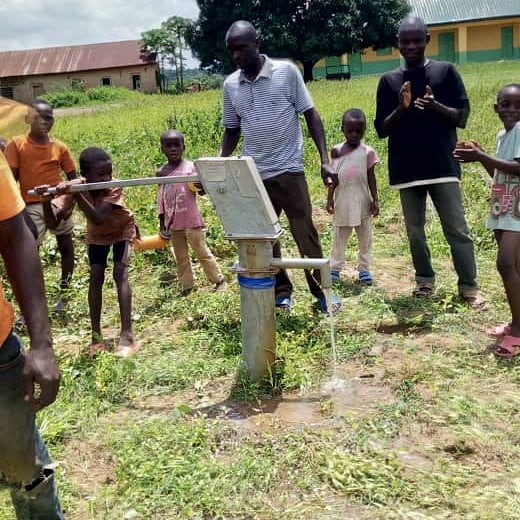 LinksNig's tweet photo. Repairs of nonfunctional boreholes in Vandeikya LGA on the #C19NALPER Project implemented by @CAID_Nigeria with support from @DFID_UK .
#WaterIsLife
#CoroMustGo https://t.co/GZ8ewctRxk