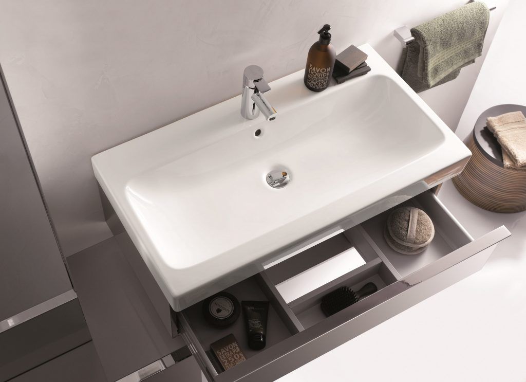 insaat_dunyasi's tweet photo. Geberit iCon banyo serisi ile tasarımda sadelik ve esneklik https://t.co/Qu8Mial8LU #Geberit #Geberiticon #banyo #tasarim https://t.co/zpS9paGAEh