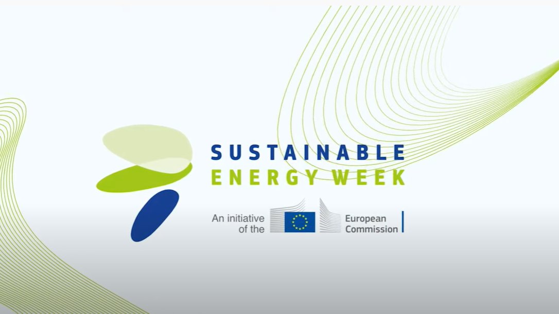 GIEBrussels's tweet image. Did you miss our intervention on #SmartSectorIntegration during the #EUSEW2020? 

🍿Watch the video &amp;amp; learn more about the role of the #GasInfrastructure in the #EnergyTransition from the SSO &amp;amp; LSO perspective👉bit.ly/3dxiWQB

#EUGreenDeal #LNG #GasStorage