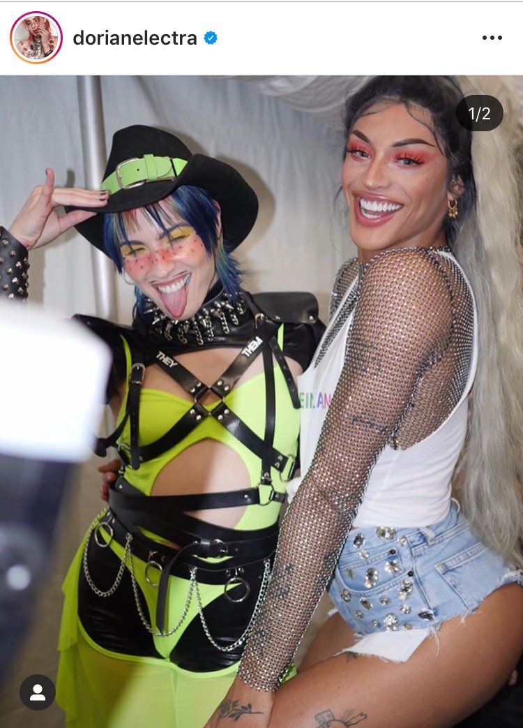 pistacchio26's tweet photo. そして更に #DivasSupportingDivas
#PrideWithPabllo andFriends https://t.co/VKklCHnRgP