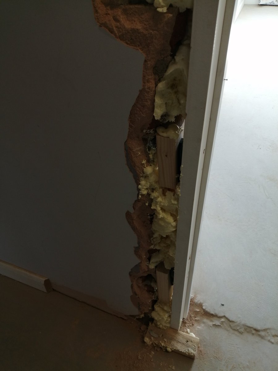 ElvetConsult's tweet photo. A fire door is one of the most important elements ensuring fire compartmentation. If any part of the door or frame fails, it can lead to serious consequences. Our Clerk of Works identified a number of issues and arranged for remedial works to be undertaken. #fireprotection #cow https://t.co/7tqY8oRgVt