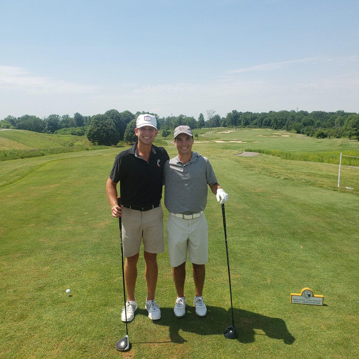 GCGA's tweet photo. Welcome to the semifinals of the 111th Tony Blom Metropolitan Amateur Championship. Match #2 Tommy Sullinger (University of Cincinnati) vs Garrett Wood (University of Kentucky). Good luck this afternoon gentlemen. 
.
.
.
#GCGA
#1905JuniorTour
#MET
#ShakerRun
#growthetree https://t.co/rQdpMsjWs9