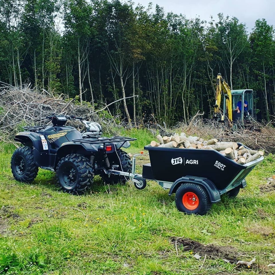 JFCAgri's tweet photo. #NewProduct Our ATV Hydraulic Tipping Trailer is fitted with two 4 Ply off road tyres, a galvanised chassis and an easy-to-use Hydraulic tipping mechanism. Interested? contact our team or drop us a DM
#ATV #ATVTrailers #Farm #OnTheFarm #JFC #JFCAgri https://t.co/HATImiPAnQ