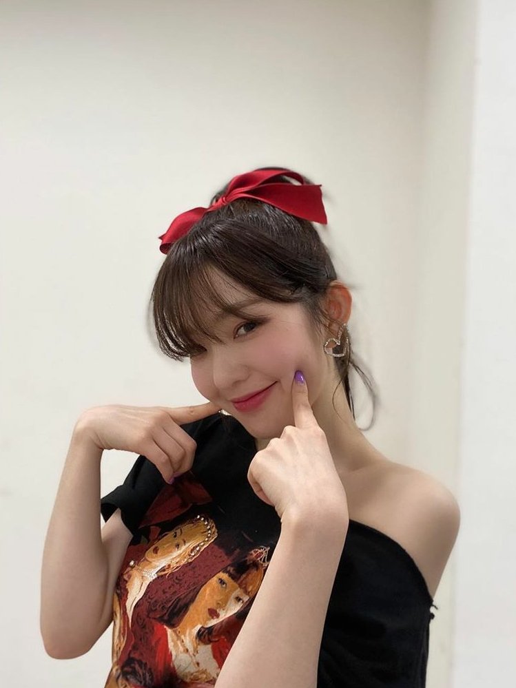 Maeping_'s tweet photo. ชุดสวยๆ https://t.co/Ne34SwR36A