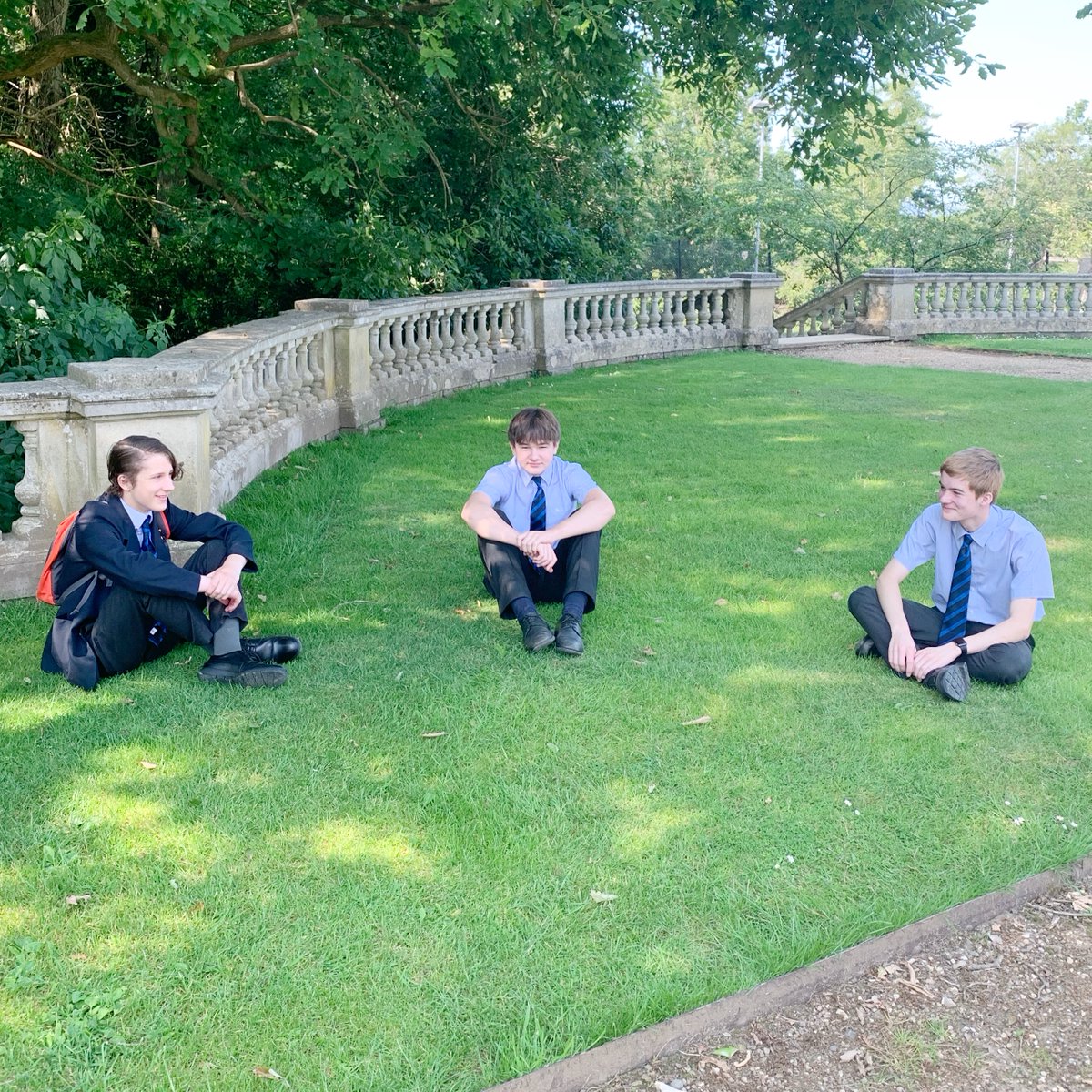 DunottarHead's tweet photo. It has been great to welcome back our Year 10 and 12 pupils to school this week. It was lovely to see so many smiling and enthusiastic faces! I am extremely proud of our Dunottar family and have really missed our wonderful pupils! #BeYourBest #BeTogether https://t.co/w0VfWRbO8g