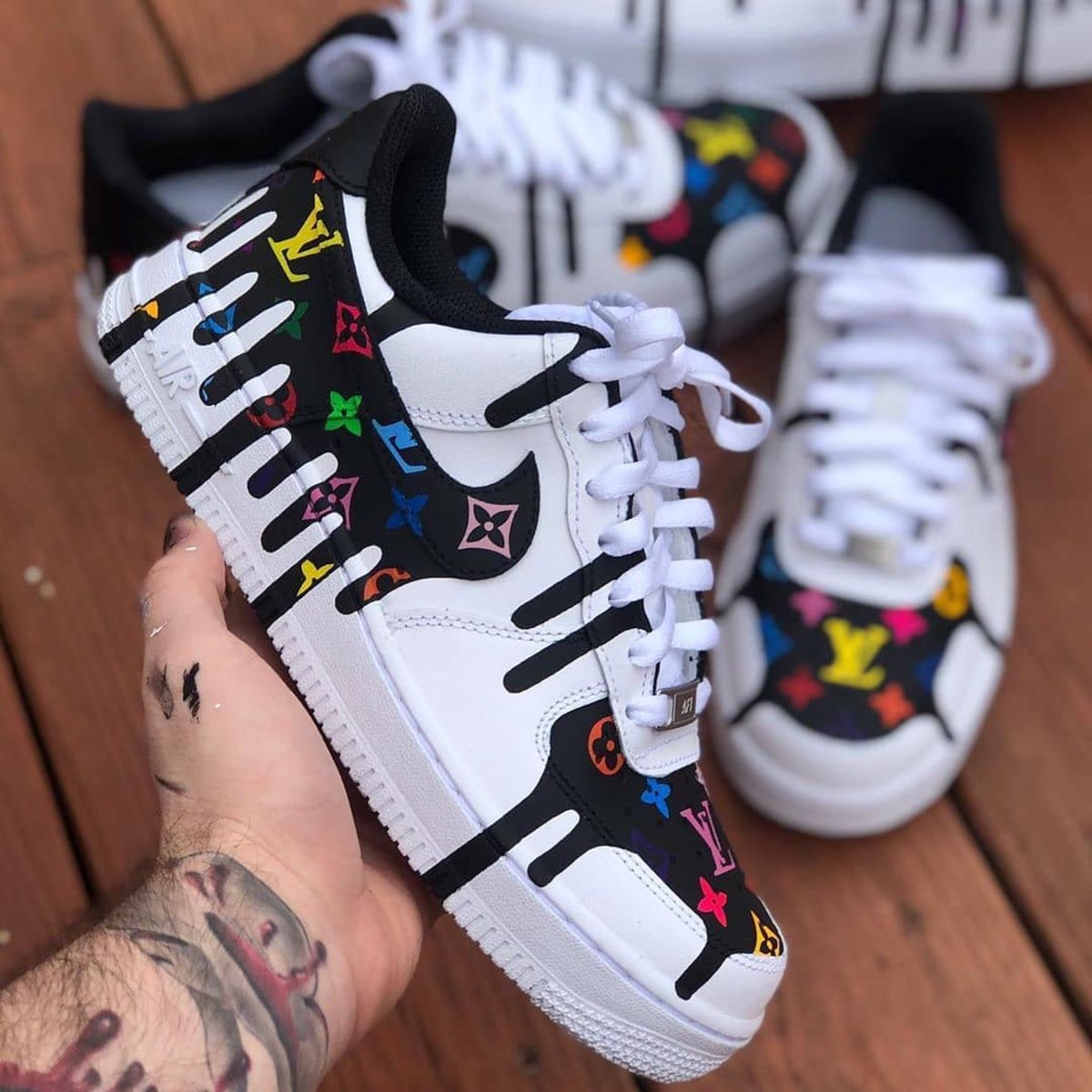 Kicksguru_'s tweet photo. Custom Air Force 1❤️
Read our blog on all top customs of 2020.
https://t.co/wBUeCuBFlO
#kicksguru #sneakerhead #sneakeraddict #hype #hypebeast #hypekicks #shoeporn #solesociety #kixify #kicksonfire #kicksoftheday #kotd #hypehouse #supreme #bape #airforceone #offwhite https://t.co/5vEGm4oVTe