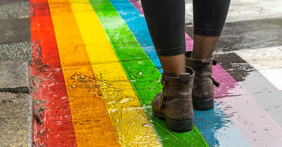 CooleyLLP's tweet image. We continue to mourn the Black trans lives lost to hate and discrimination, and we reaffirm our commitment to celebrating, empowering and fighting for all members of the LGBTQ+ community. #Pride2020