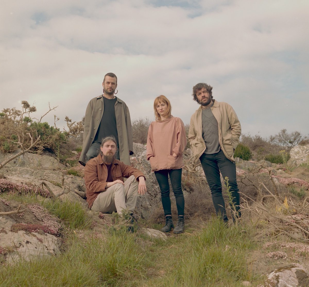 AbbeyTheatre's tweet photo. Want some great news to start your weekend? 🤗 We’re delighted to announce @LankumDublin will broadcast a live concert from the Abbey stage on Saturday, 15th August. Get your tickets now for this unique digital concert here 👉 https://t.co/qYcRlgIV45 @foggynotions https://t.co/w60WBoktbt