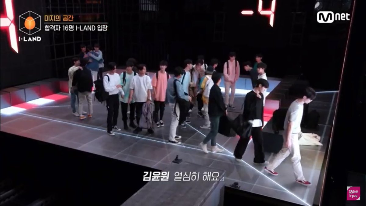 sdarkpassenger's tweet image. Ağlıycam ya kıyamam 23 üye fazlaydı ama keşke o kadar çok kişi elenmeseydi :( nasıl üzüldüler #Go_ILAND