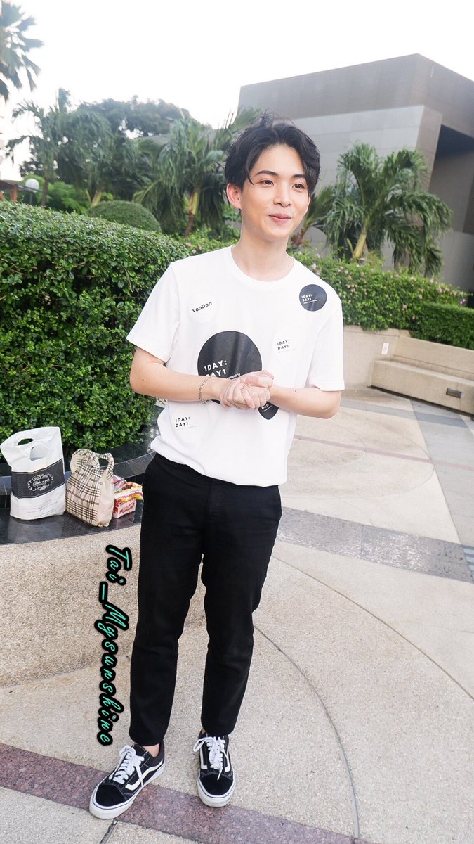 MysunshineTai's tweet photo. จ๊ะเอ๋ไต๋มาบอกฝันดีทุกคนค้าบบบ    #thithanaphat  
#ไต๋รอยยิ้มของฉัน #1DAYproject #blackbloock https://t.co/vaCIrooRCq