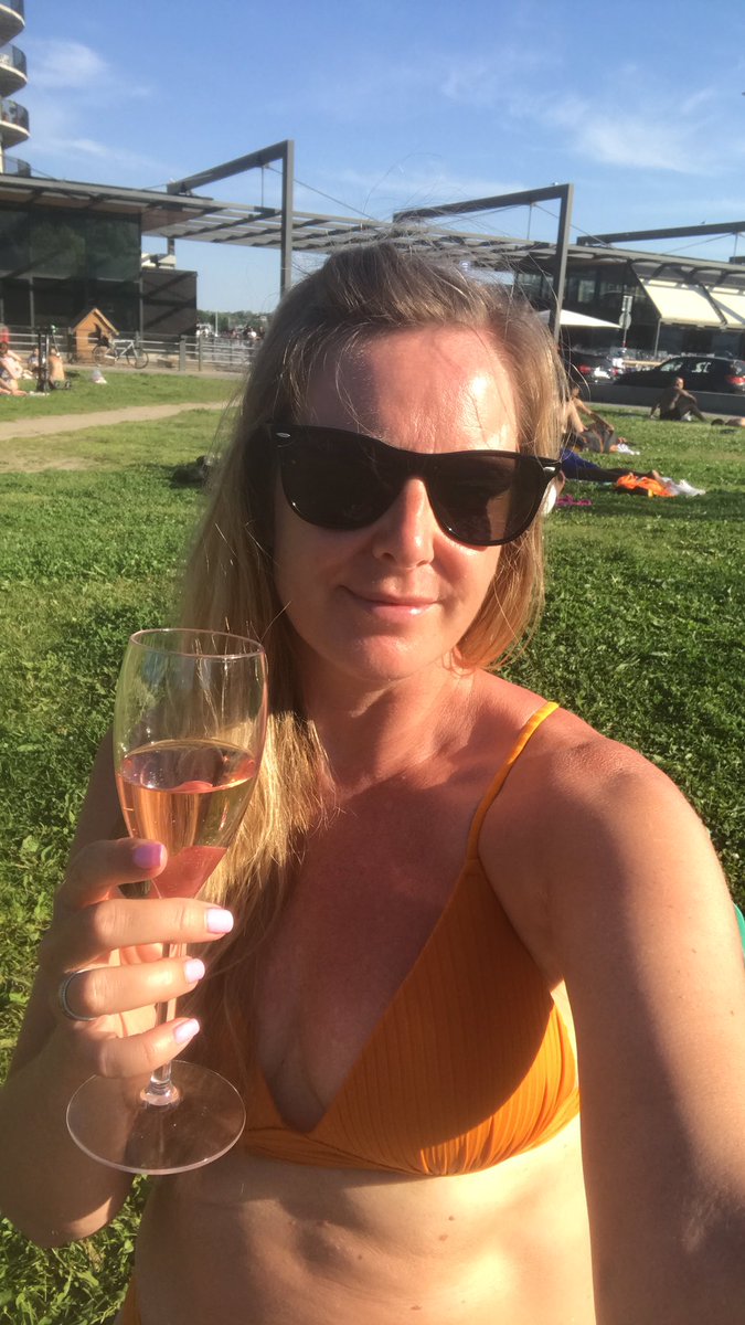 Therese_Hansson's tweet photo. #fuckdiets https://t.co/rQdiGjdgUj
