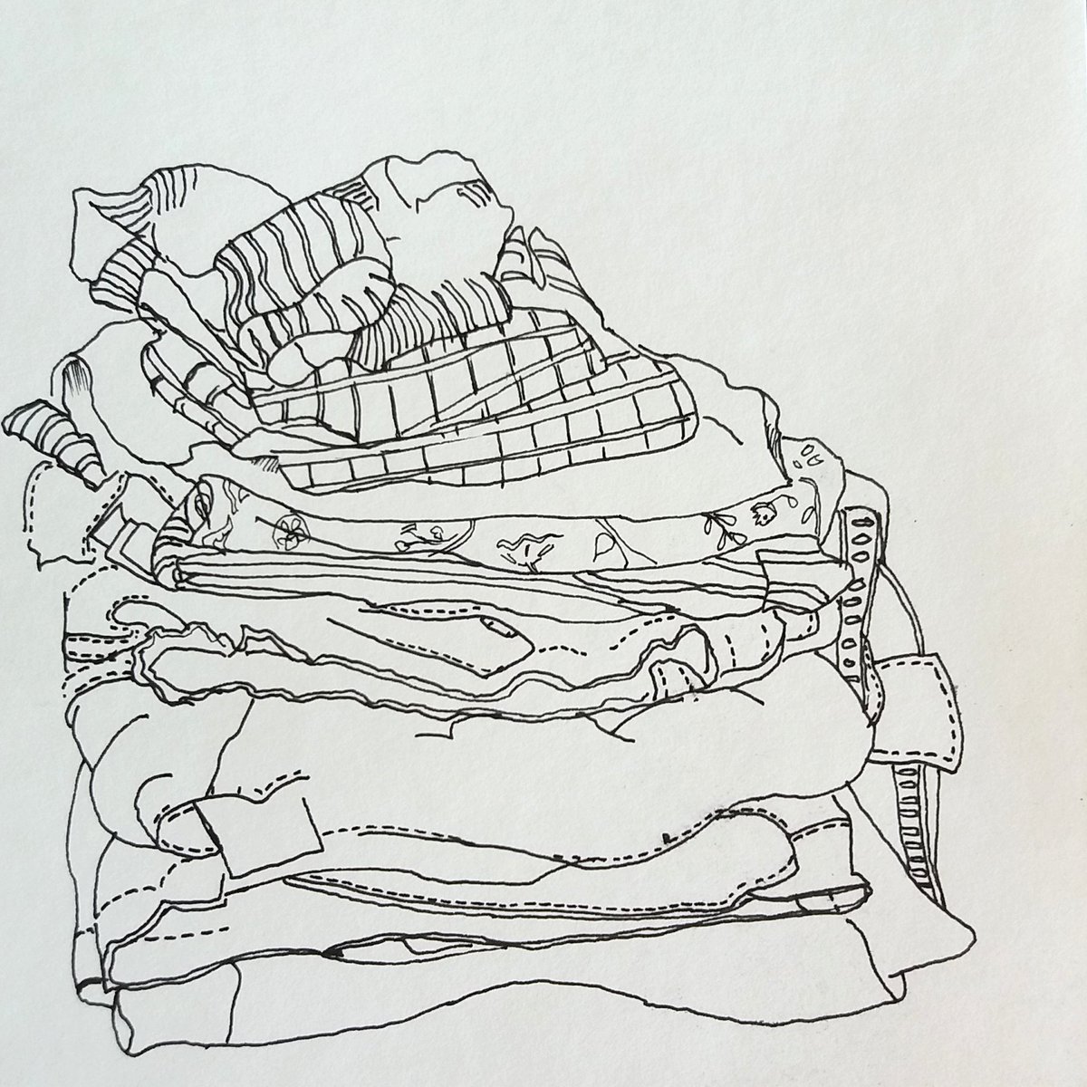 Laundry day. Day 60/100 #the100dayproject #100daysoflinedrawing

 #linedrawing #nopencil #pendrawing #penandink #adrawingaday #creativehabit #drawingfromlife #drawingfromobservation #dailydrawing #sketchbook #makearteveryday #dailydrawinghabit