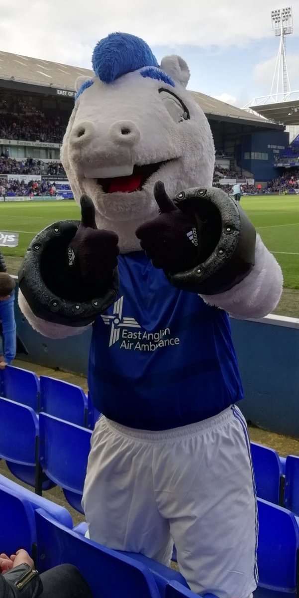 ItfcBluey's tweet image. All done whilst wearing the appropriate shirt too! Well done Jake!🐴⚽️