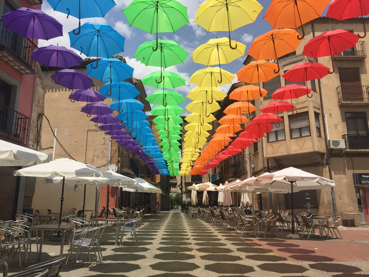 mintxopn's tweet photo. Enhorabuena a Corella por su iniciativa en el día del orgullo LGTBI+ https://t.co/7HRfS82Qdk