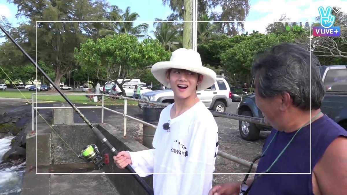 When Taehyung met a local in hawaii and became friends and started fishing