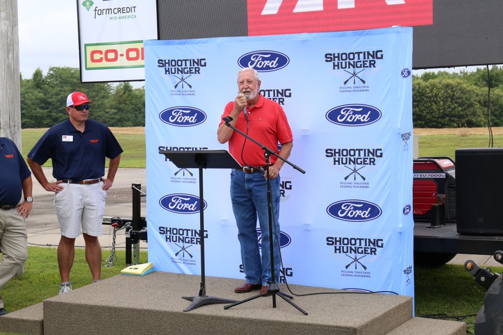TNFarmBureau's tweet photo. We’re having a great day so far at our annual @shootinghunger event! Proud to be here today, along with many other ag groups, providing for a great cause - feeding hungry Tennesseans. Thanks to all who made this event possible!

#TNFarmBureau | #FBProud https://t.co/EGrj3ivgOv