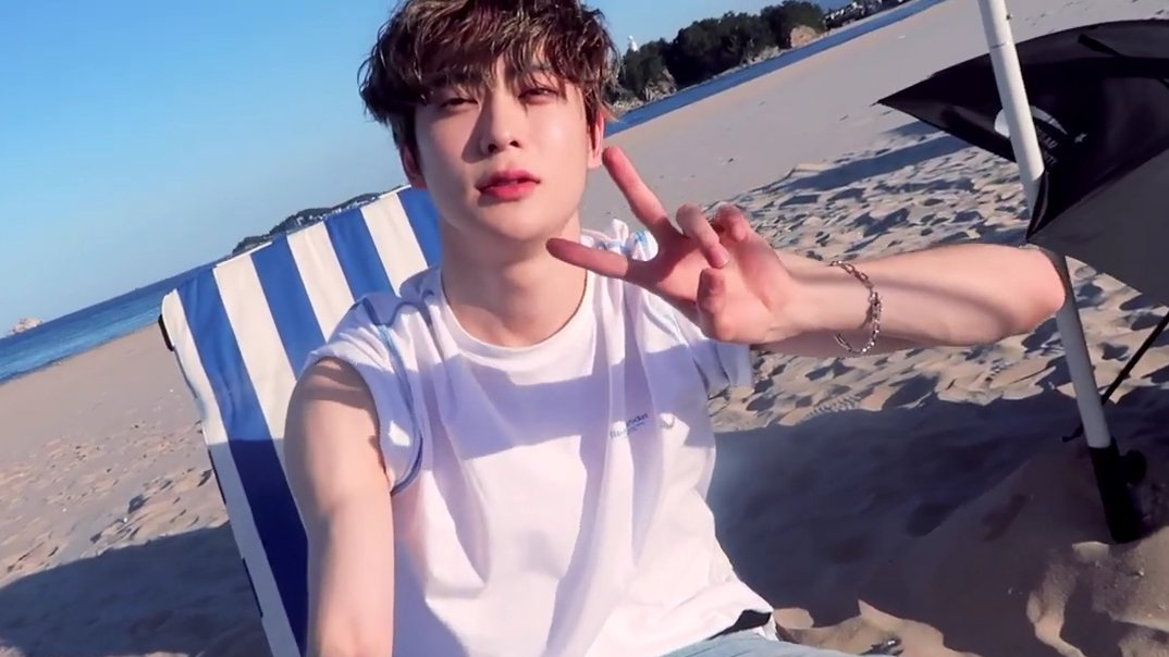 JJHLOOKS's tweet image. 