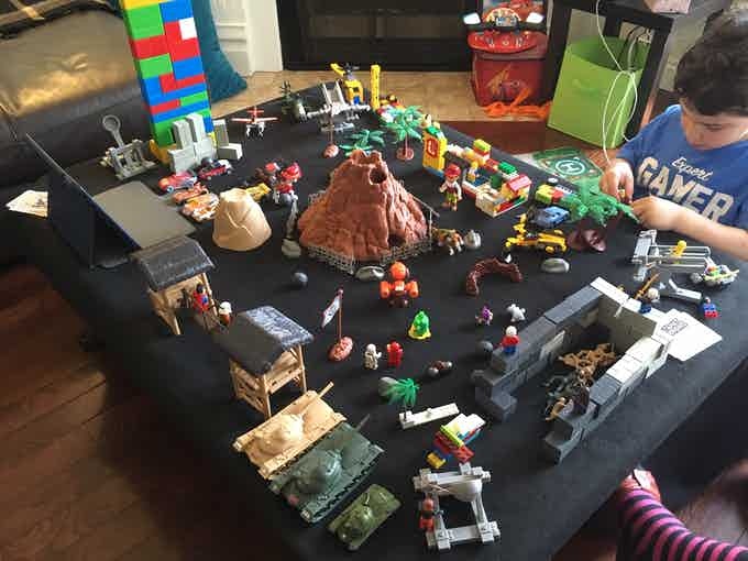 Vesuvius_Media's tweet photo. #TGIF everyone! Let your creativity and imagination go wild! #CatapultKingdoms on #Kickstarter #tabletopgames July 2! https://t.co/7GXhG18VIq #boardgames #familygames #familytime #catapult #tabletopgaming #FridayFeeling #dexteritygame #indiegames #gamedev #imagination #fun #games https://t.co/xrHwMvWzSi