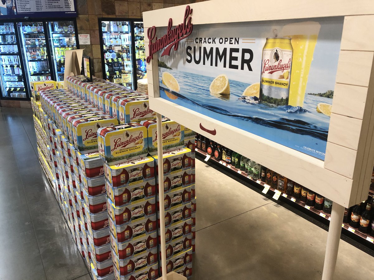 csbev's tweet photo. It’s a very Shandy weekend in Kansas City! We’re loaded up with @Leinenkugels Summer Shandy and ready to go #MO side. Grab a pack and #CrackOpenSummer https://t.co/WR6mZALOGn