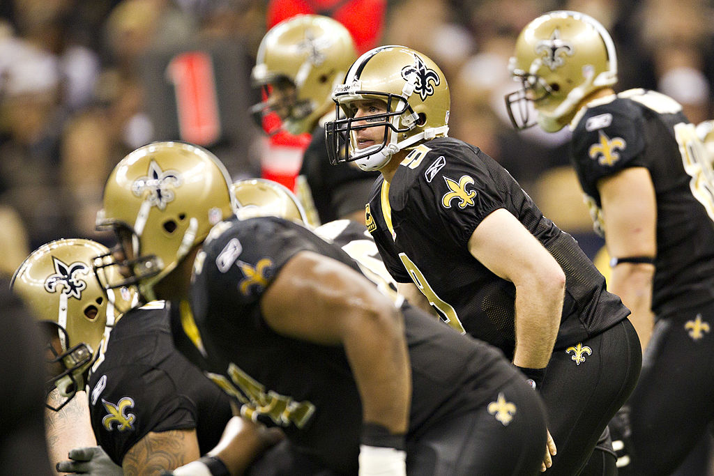 PFF's tweet photo. Best offenses of the decade, per PFF WAR:

1. 2011 Saints
2. 2017 Patriots
3. 2013 Broncos
4. 2011 Packers https://t.co/2WFT7nhs6m