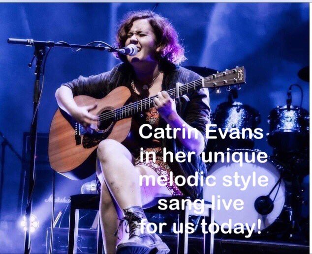 #singer/#songwriter from the highlands, #CatrinEvans was awe-inspiring today!
She combines contemporary trends with the #Scottish heritage of #storytelling to create a unique and #melodic style. 
What a brilliant end to our day! 
💥💫☀️