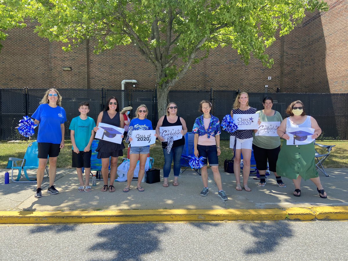 HTA (@hauppaugehta) on Twitter photo Hauppauge Elementary teachers say goodbye to seniors! 💙 <a href="/HPS_Eagles/">Hauppauge Schools</a> <a href="/ClaudineDiMuzio/">Claudine DiMuzio</a> <a href="/kreingold0104/">Kristen Reingold, Ed.D.</a> <a href="/Gagliardi_BW/">George Gagliardi</a> Hauppauge Elementary teachers say goodbye to seniors! 💙 <a href="/HPS_Eagles/">Hauppauge Schools</a> <a href="/ClaudineDiMuzio/">Claudine DiMuzio</a> <a href="/kreingold0104/">Kristen Reingold, Ed.D.</a> <a href="/Gagliardi_BW/">George Gagliardi</a>