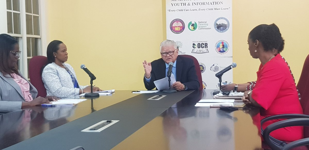MOEYJamaica's tweet photo. Virtual #PrimaryExitProfile #PEP Press Conference #Happeningnow @karlsamudamp is giving the nation an overview of the students performance/overall assessment.@terrelonge2016 @JISNews @televisionjam @CVMTV @LoopJamaica @JamaicaGleaner @JamaicaObserver https://t.co/3desUx4FBg