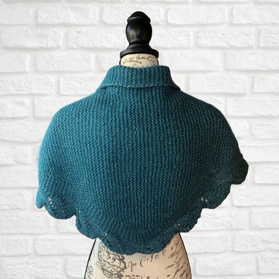 Our newest knitting kit is a lovely shawl made from brushed Baby Llama. 💕⁠
⁠
Yarn is soft and scrumptious - you won't be able to keep your hands off it. 👏🏻⁠
⁠
tdknitter.com/collections/ki…