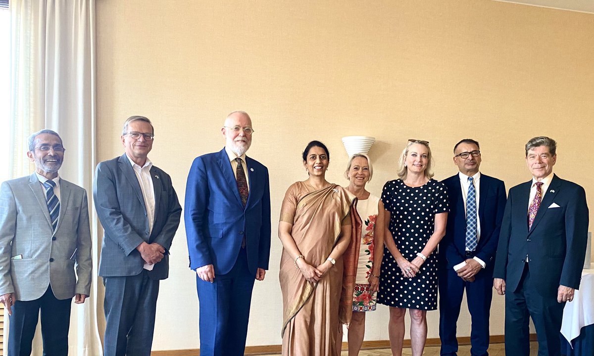 IndEmb_Fin's tweet photo. Finland’s Permanent Secretary of State Matti Anttonen hosted farewell for Amb @VaniRao1.  She thanked him for his leadership &amp; support to strengthen India-Finland ties. Thank you DG @PirittaAsunmaa @titta_maja &amp;  Counsellor Ari Tasanen for excellent co’opn @Ulkoministerio https://t.co/ROs7jPSpTY