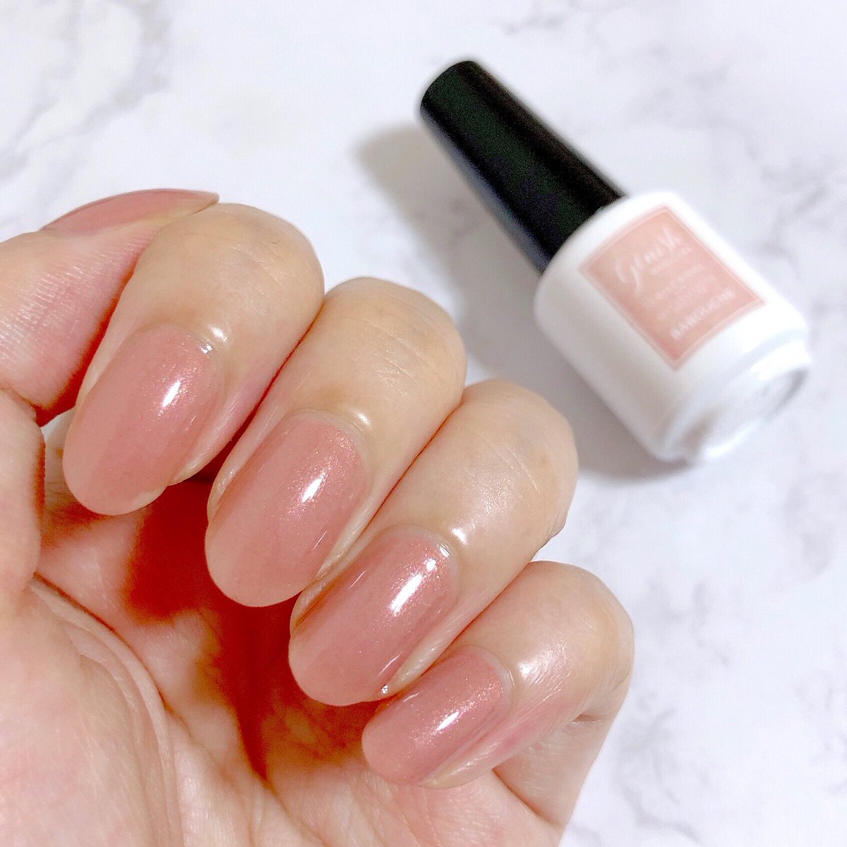 おいも V Twitter よくあるピンク と思って油断すると損するネイル ジーニッシュマニキュア No P03 バブーシュ Plaza限定 ピンクメインの繊細な多色ラメの中に鈍く光るメタリックな赤ラメが入っててめちゃくちゃ可愛い 最近見たくすみピンクネイルの中でベスト3