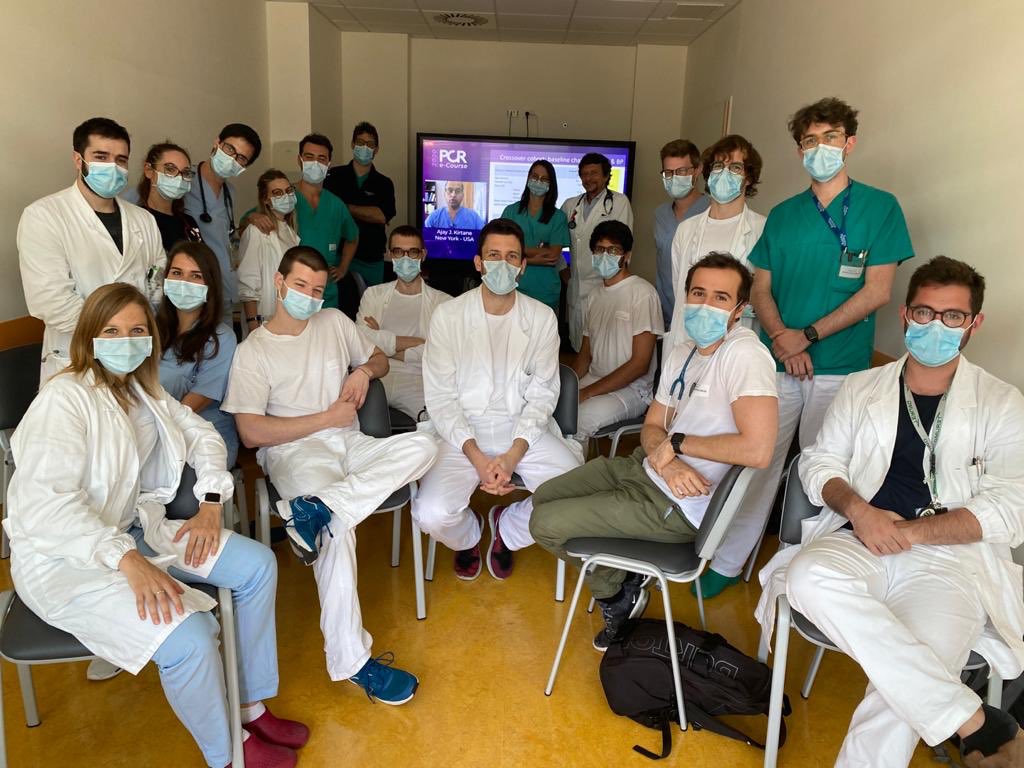 PighiMichele's tweet photo. Happy to share this unique educational opportunity #PCReCourse @PCRonline with Prof. Flavio Ribichini and our young team of residents and fellows at #CardioVR. https://t.co/ADcHodrnhV