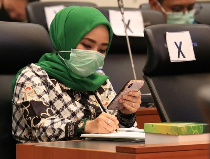 Reformasi Kebijakan Subsidi, Ratna Juwita: Harus Serius dan Transparan dlvr.it/RZQ7fw #NASIONAL #AnggotaBanggarDPRRIFraksiPKB #GasSubsidi