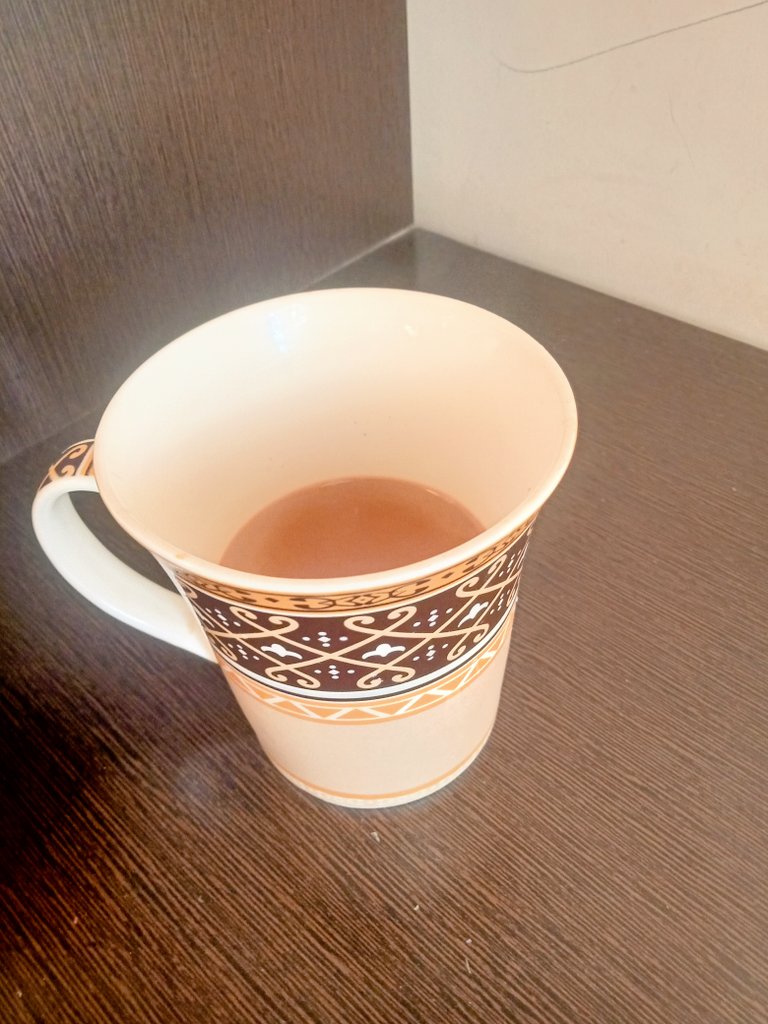Savalgishweta's tweet photo. Tea ☕ time...#eveningteatime 💐 https://t.co/n6ElTnsmE2