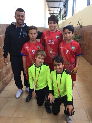 ClubExcelsior4's tweet photo. Cabildo de Lanzarote patrocina Escuela deportiva de CD Excelsior https://t.co/Br6yP7yRvu