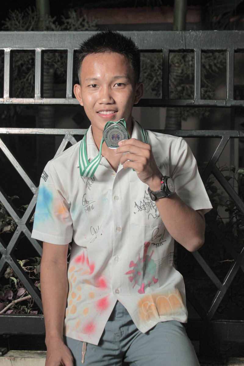 aa_dets tweet picture