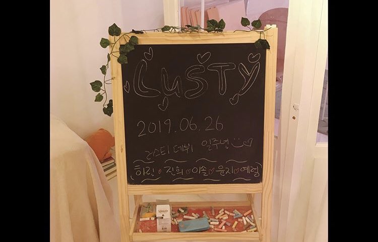 via lustys ig!

The 1st Anniversary of LUSTY L.U.S.T.Y. Hello, we are Lusty! It's finally Lusty's first anniversary. I would like to say thank you to all the fans who have loved Lusty.I'll show you better performances in the future, so please look forward to it!! I love you guys.