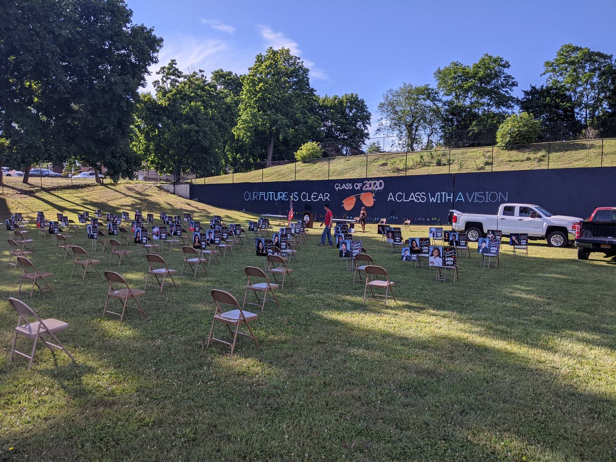 Dr. Marc P. Baiocco (@mpbaiocco) on Twitter photo Preparation is underway for today's <a href="/hamiltonhs/">AlexanderHamiltonHS</a> Diploma Distribution Ceremony! Congratulations AHHS Class of 2020!
Watch the ceremony live events.locallive.tv/events/38495
<a href="/eufsd/">Elmsford UFSD</a> #ElmsfordRocks Preparation is underway for today's <a href="/hamiltonhs/">AlexanderHamiltonHS</a> Diploma Distribution Ceremony! Congratulations AHHS Class of 2020!
Watch the ceremony live events.locallive.tv/events/38495
<a href="/eufsd/">Elmsford UFSD</a> #ElmsfordRocks