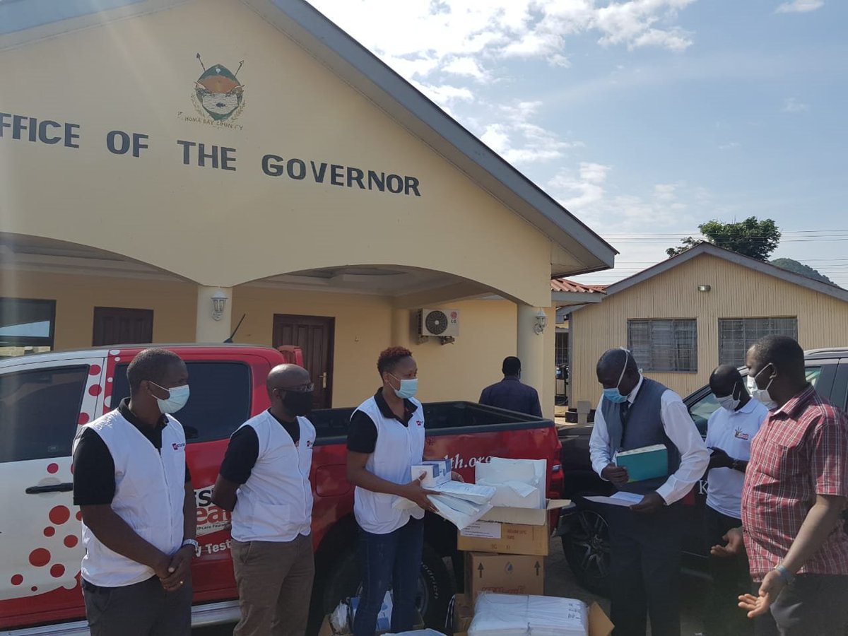 ahfkenya's tweet photo. Keeping true to our commitment towards COVID-19 response, today AHF Kenya represented by @mnyagoh @Aranicliff and @TonyKiriinya donated assorted PPEs to @HomaBayGovt.
#PPEDonation #KomeshaCorona @AIDSHealthcare @ahfafrica @SGKinyanjui @jorgesaavedramx @MOH_Kenya @WHOKenya https://t.co/1HfBgGGfSf