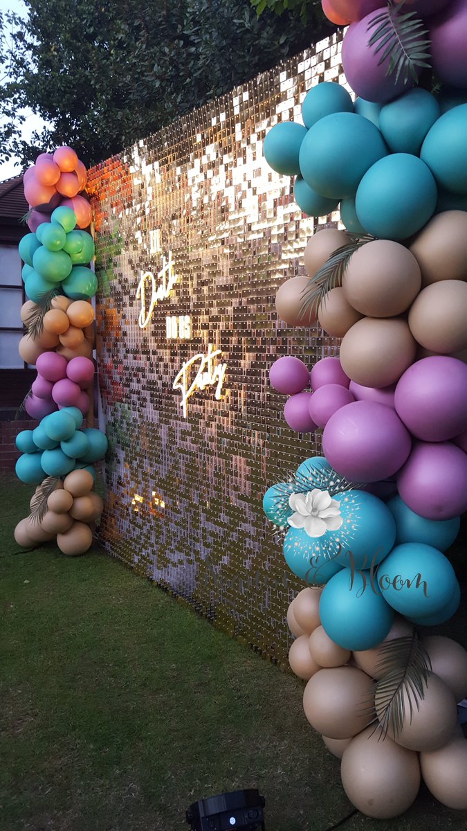 SUMMER VIBES - can`t wait to continue spreading some  party joy with our sequin walls #sequinwalls #summer  #party #love