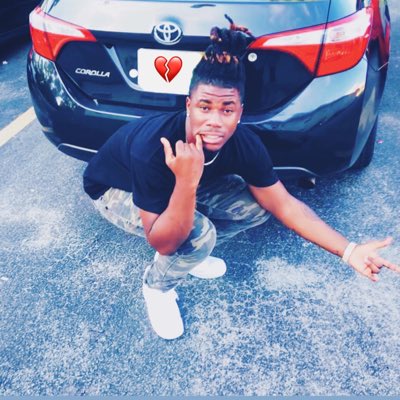 Issakingdream's tweet image. #NewProfilePic