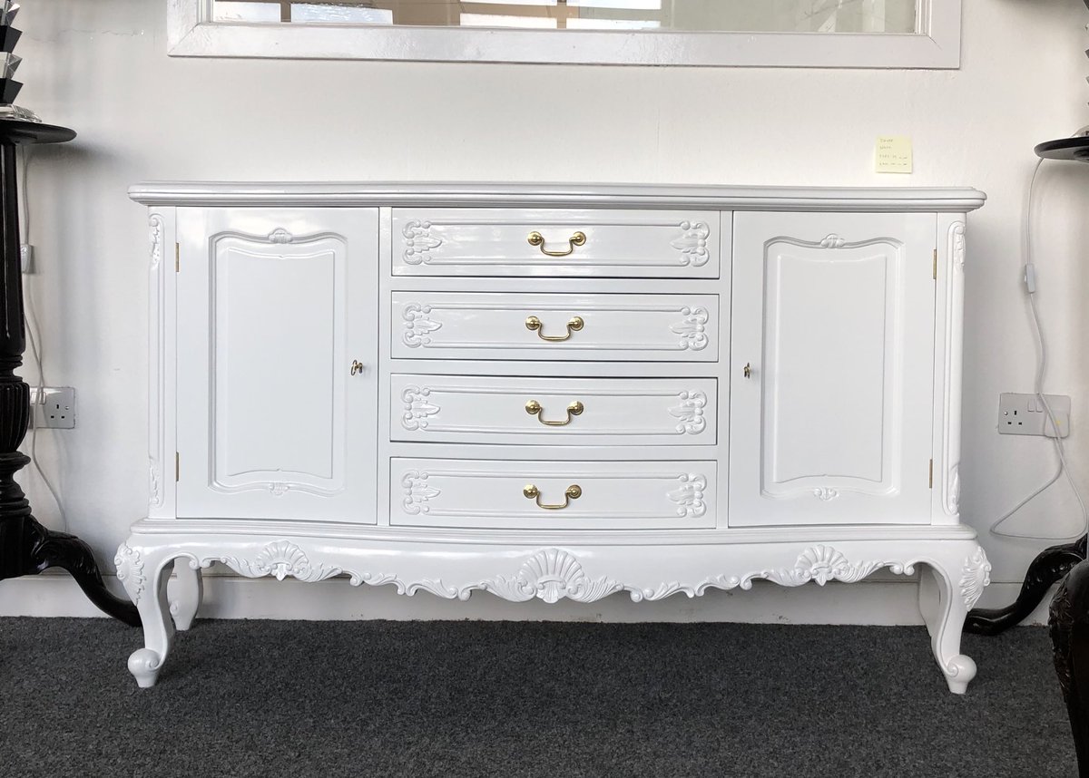 D_C_FURNITURE's tweet photo. For Sale! French Serpentine Sideboard Small Painted White! Either Call or Message us for more details! https://t.co/p9wGkTfb83