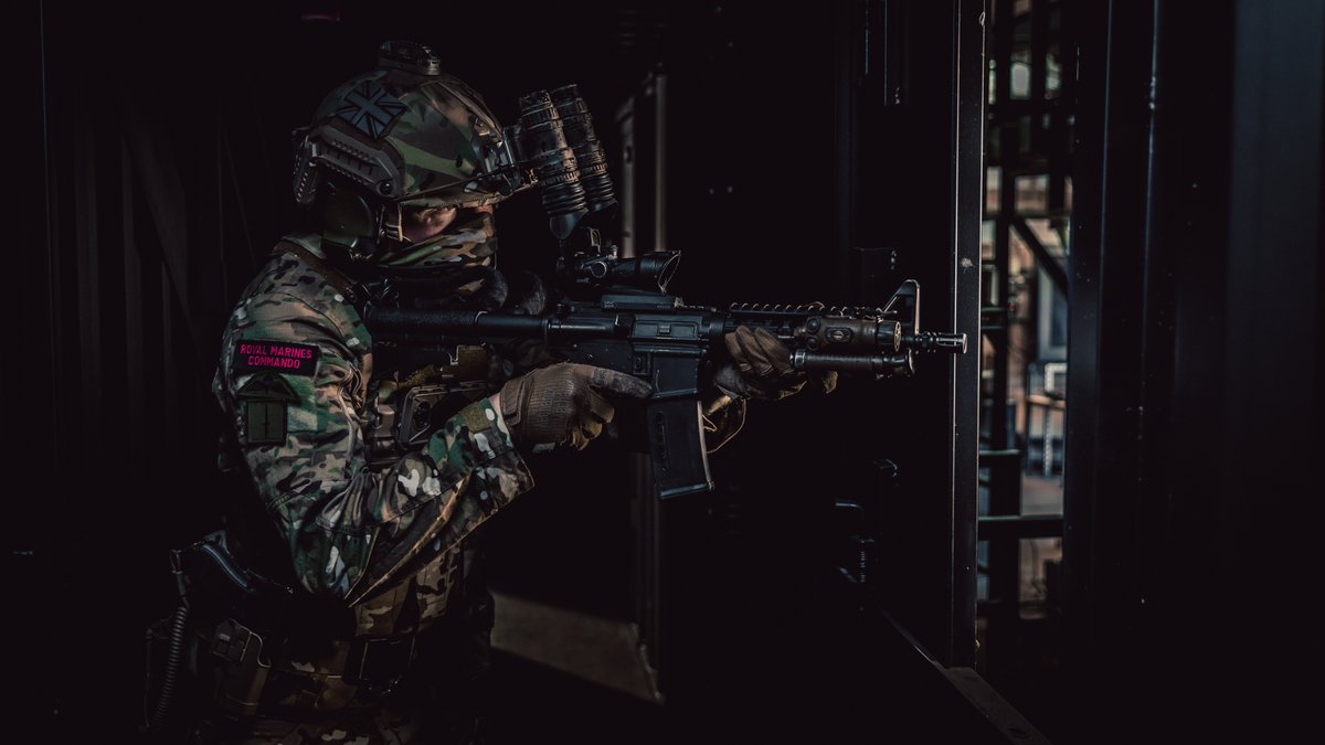 RoyalMarines's tweet photo. For the future, inspired by the past. This is the new #RoyalMarines uniform. Bringing tangible benefits for Royal Marines Commandos as they deliver on operations all over the world as a key part of the @RoyalNavy. #FutureCommandoForce #ForTheFuture

More: https://t.co/Y0mTiXZy5I https://t.co/l9JCOEwlBC