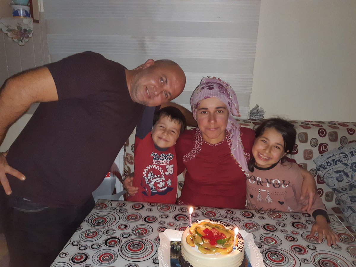 Mudurnu Ortaokulu 6A Sınıfı 94 Numaralı Beyza Çakır Eba üzerinden yapılan İngilizce Deneme Sınavında Tüm Soruları doğru cevaplayarak 5000 kişi arasında Türkiye birincisi olmuştur.<a href="/kavgaci28/">Ali Ümit Kavgacı</a> <a href="/boluilmem/">Bolu İl Millî Eğitim Müdürlüğü</a> <a href="/saricicemil/">C&SRC</a>