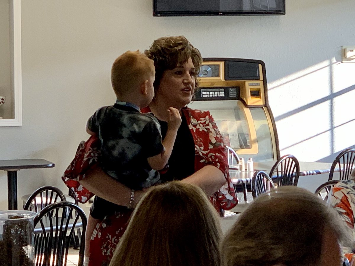 RareCamellia's tweet photo. Learning why Medicaid Expansion is bad for Missourians at the @AFPMissouri Townhall in Lebanon, Mo Thurs evening. Rep. Suzie Pollock shared the story of why stopping it is so important for children with major medical needs. 
More townhall events below:
https://t.co/oDUwt13kYK https://t.co/5kQbtXWfaC