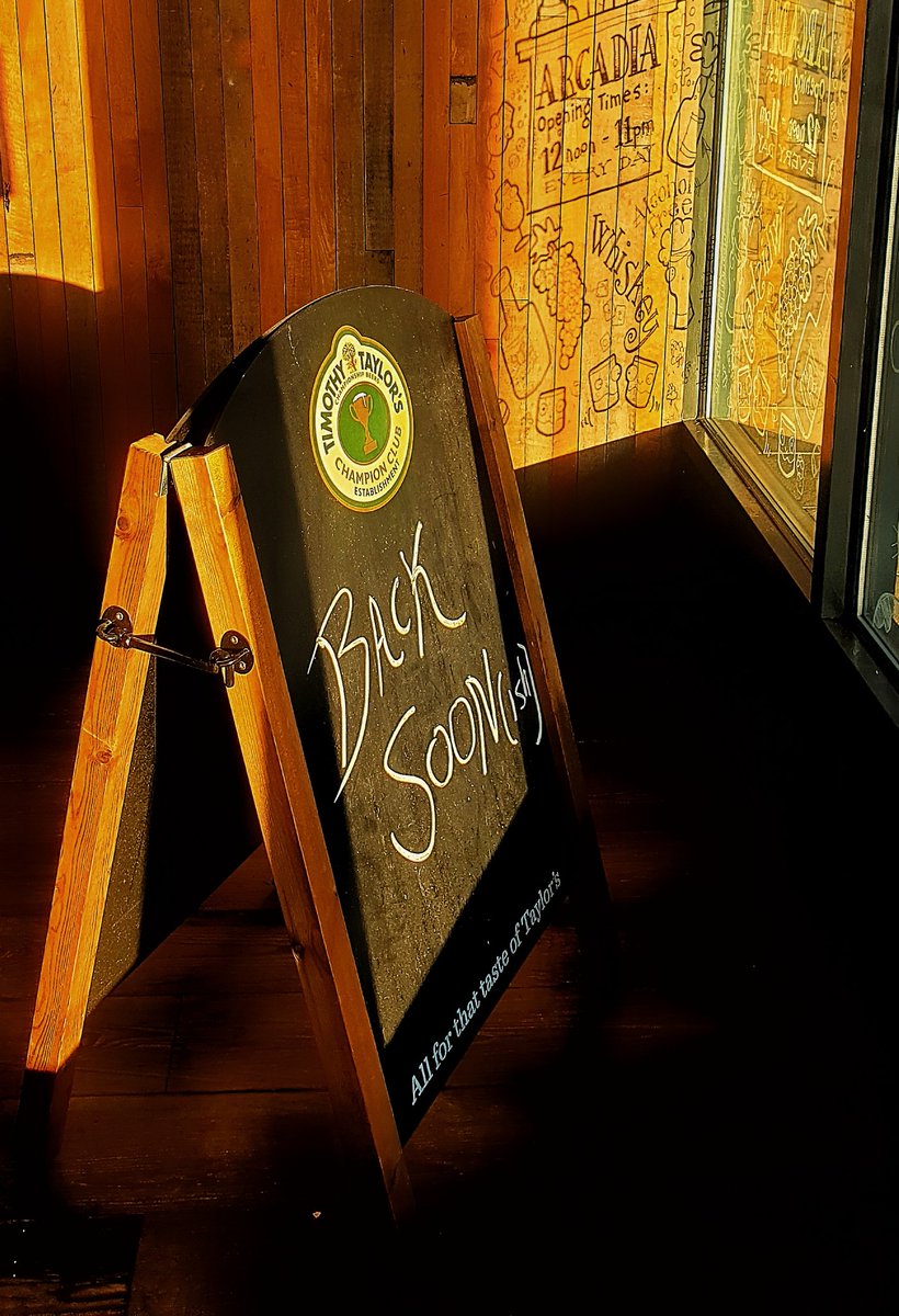 ArcadiaLeeds's tweet image. Hi guys with regards to reopening we're planning on mid July! 
Lots of things to sort out to keep everybody safe etc.&amp;amp; obviously get some delicious cask ordered 
In the meantime get some beer ordered from the lovely brewers tagged #beer #leeds #headingley #caskale #FridayFeeling